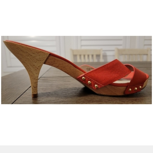 Michael Kors Saffiano Leather Slide Sandles Wood Heel Orange Size 9.5 - Picture 8 of 13